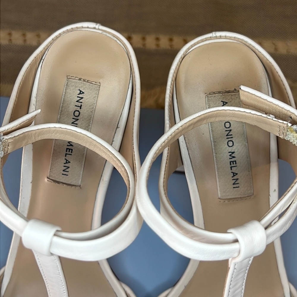 Antonio Melani Heels - Picture 6 of 8